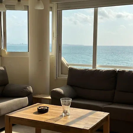 Atico Primera Linea De Playa Apartment